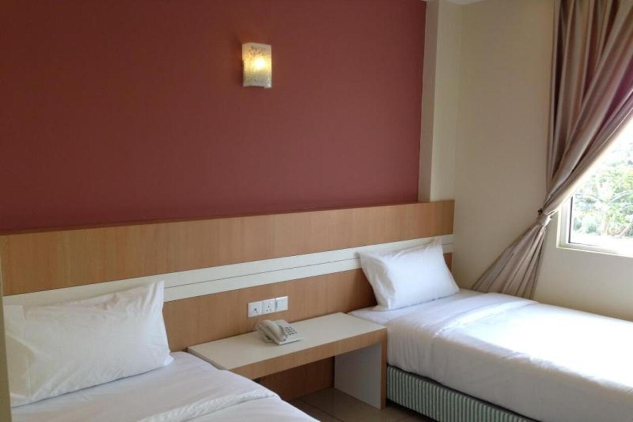 Caspari Hotel Tampin Exterior photo